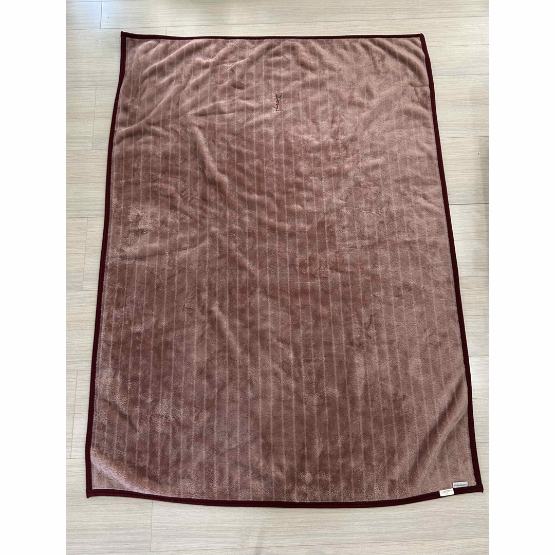 Yves Saint Laurent - ✨イヴ・サンローラン✨YSL 毛布の通販 by ゆっ