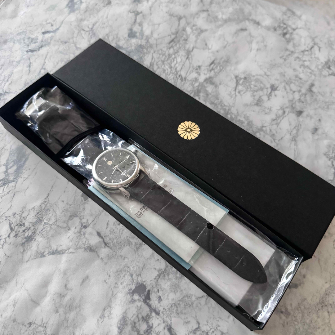皇居 PRINCE 自動巻き腕時計 菊の御紋 ブラック 時計 箱入り 保証書の