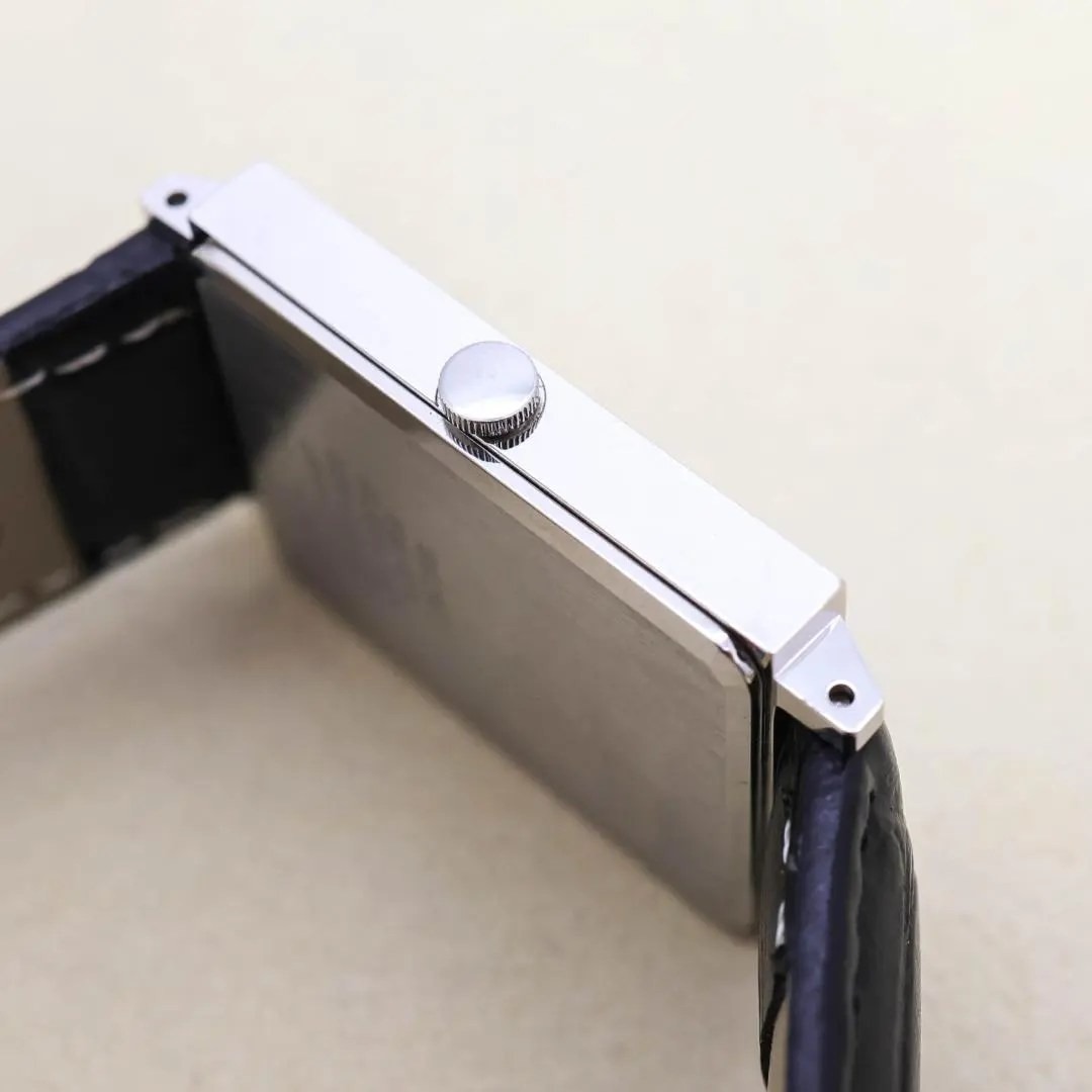 SEIKO - 稼働 SEIKO 腕時計 シャリオ スクエア メンズ レザー 新品電池