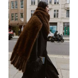 ZARA（マフラー/ショール ・ ブラウン/茶色系）のフリマアイテム一覧