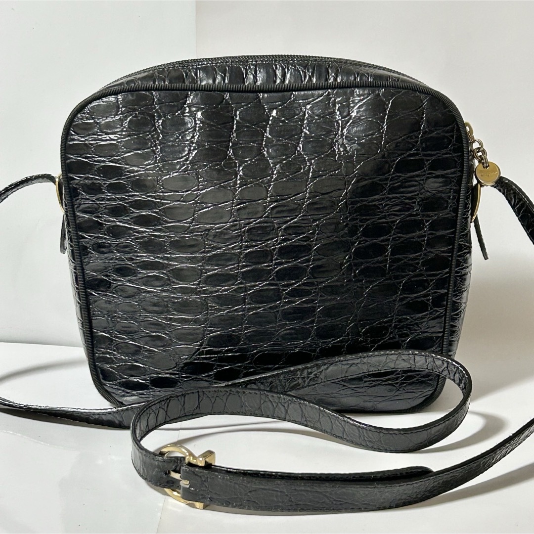 Salvatore Ferragamo - フェラガモ ヴァラ クロコ型押し A21 6577