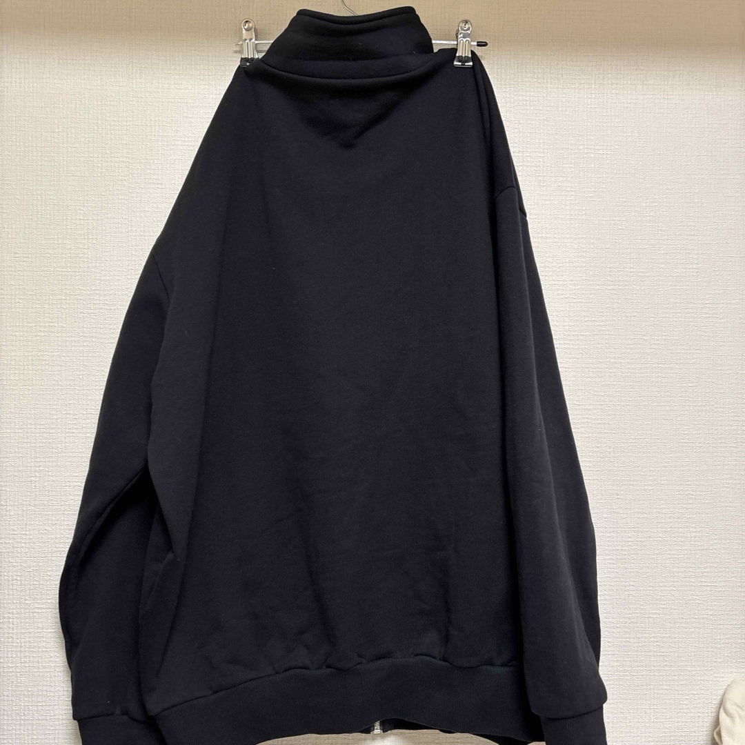 CRONOS BLACKLETTER STAND ZIP JACKET