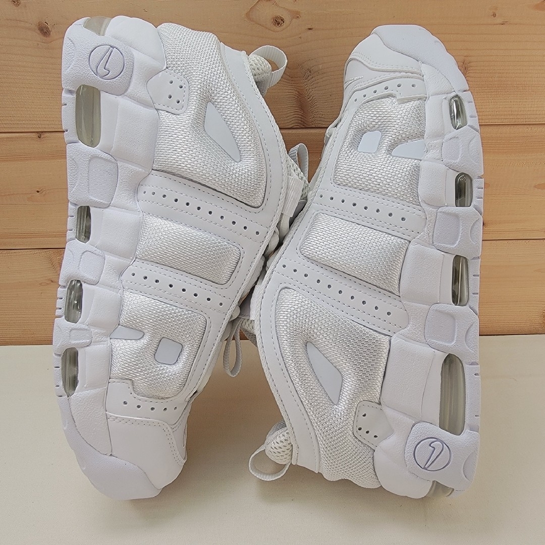 NIKE - ナイキ エアモアアップテンポ ロー 