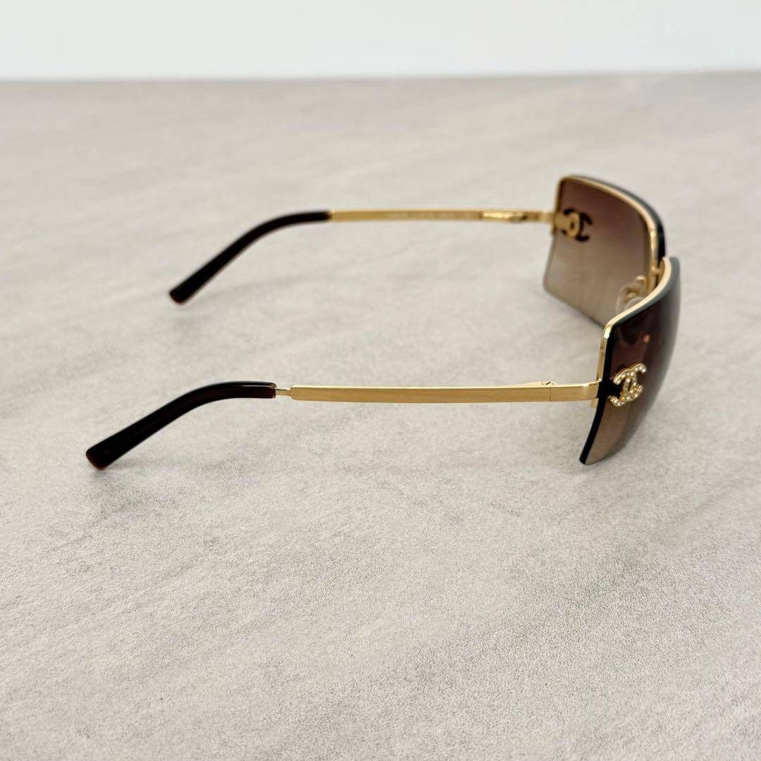 CHANEL - 美品 CHANEL サングラス リムレス 4092-D ブラウン ライン