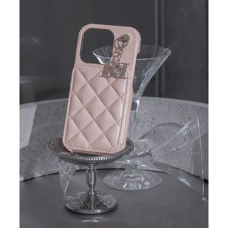 Darich - ダーリッチキルティングミラーDDチャームiPhone16ケース