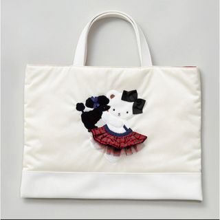 familiar（トートバッグ ・ ホワイト/白色系）のフリマアイテム一覧