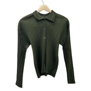 PLEATS PLEASE ISSEY MIYAKE（シャツ/ブラウス(長袖/七分) ・ グリーン