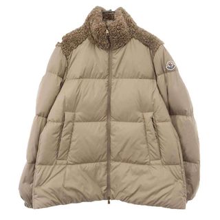 MONCLER（ダウンジャケット ・ ベージュ系）のフリマアイテム一覧