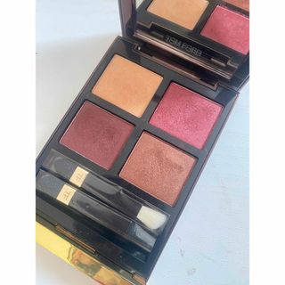 TOM FORD - トムフォード アイ カラー クォード 04A サスピションの