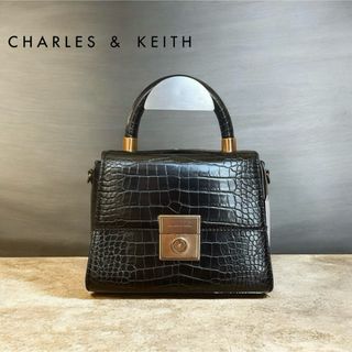 Charles and Keith - チャールズアンドキース バッグ A4サイズもOKの