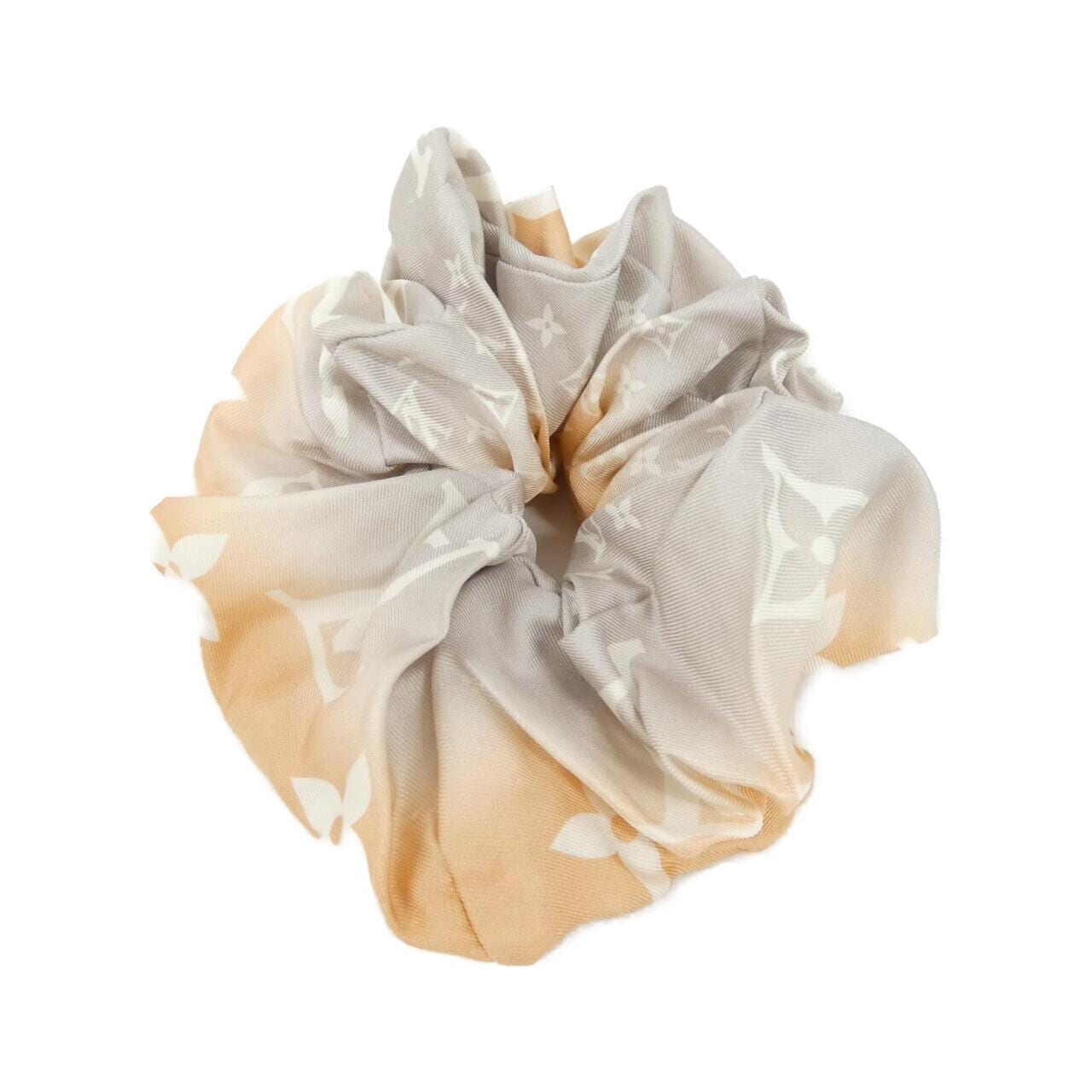 コメ兵｜ルイヴィトン シュシュ モノグラム プール M76801 ヘアー