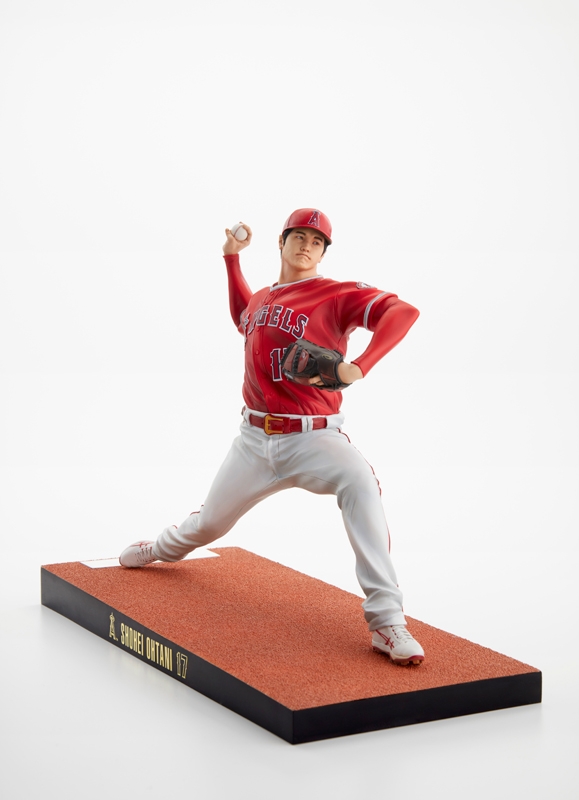 大谷翔平選手プレミアムフィギュア「投」 : 大谷翔平 | HMV&BOOKS