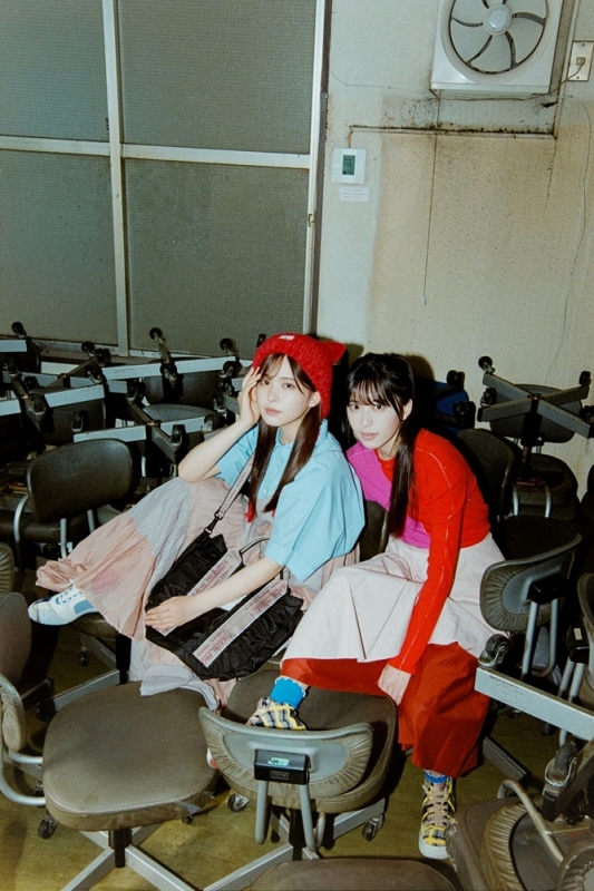 HMV限定特典：遠藤理子 & 村井優（櫻坂46）両面超ビッグポスター