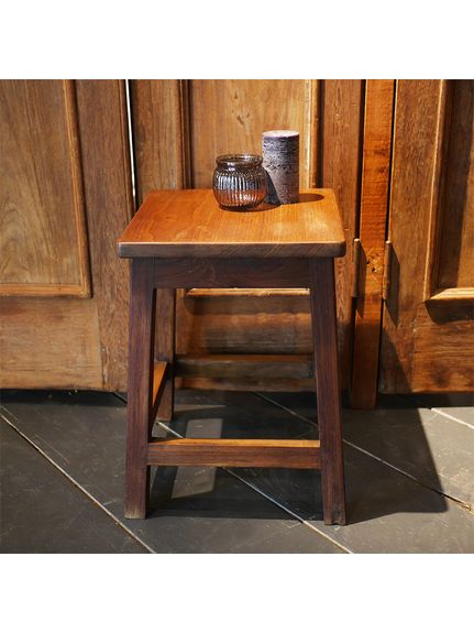 ヴィンテージ スツール（家具）｜Madu（マディ）｜HAKKA公式オンライン