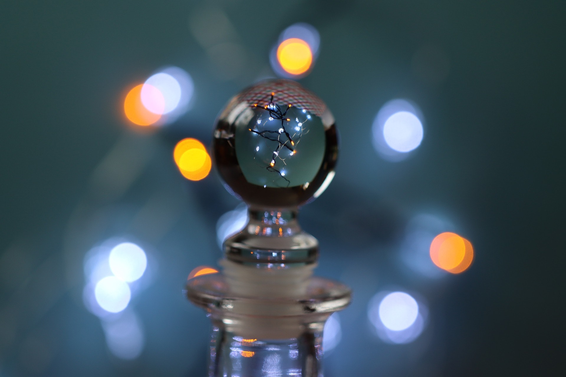 Canon EF100mm F2.8Lマクロ IS USMを徹底解説。作例からレビューまで