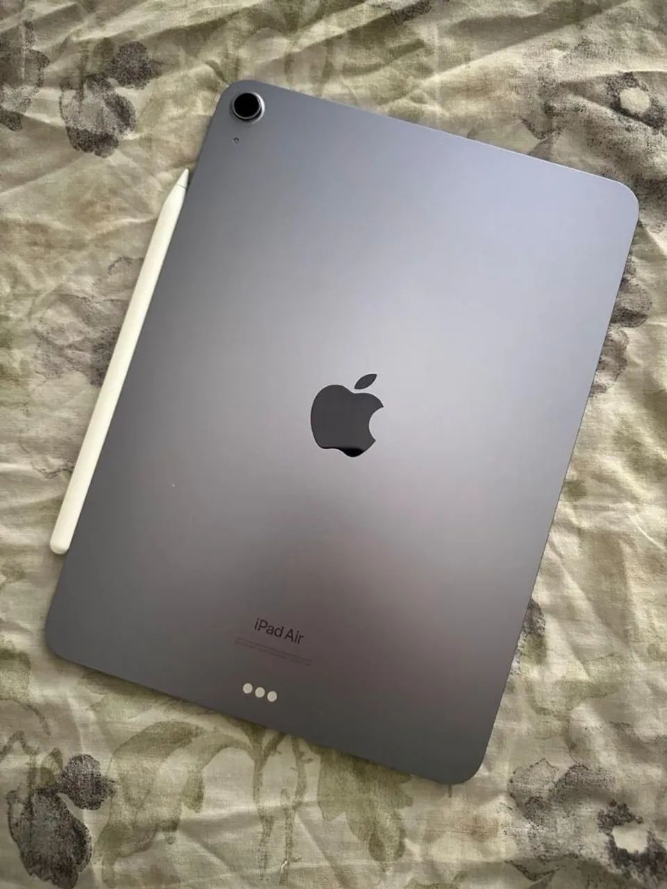 iPad Air 5ª Geração 256GB Lilás + Apple Pencil 2 - Completo na