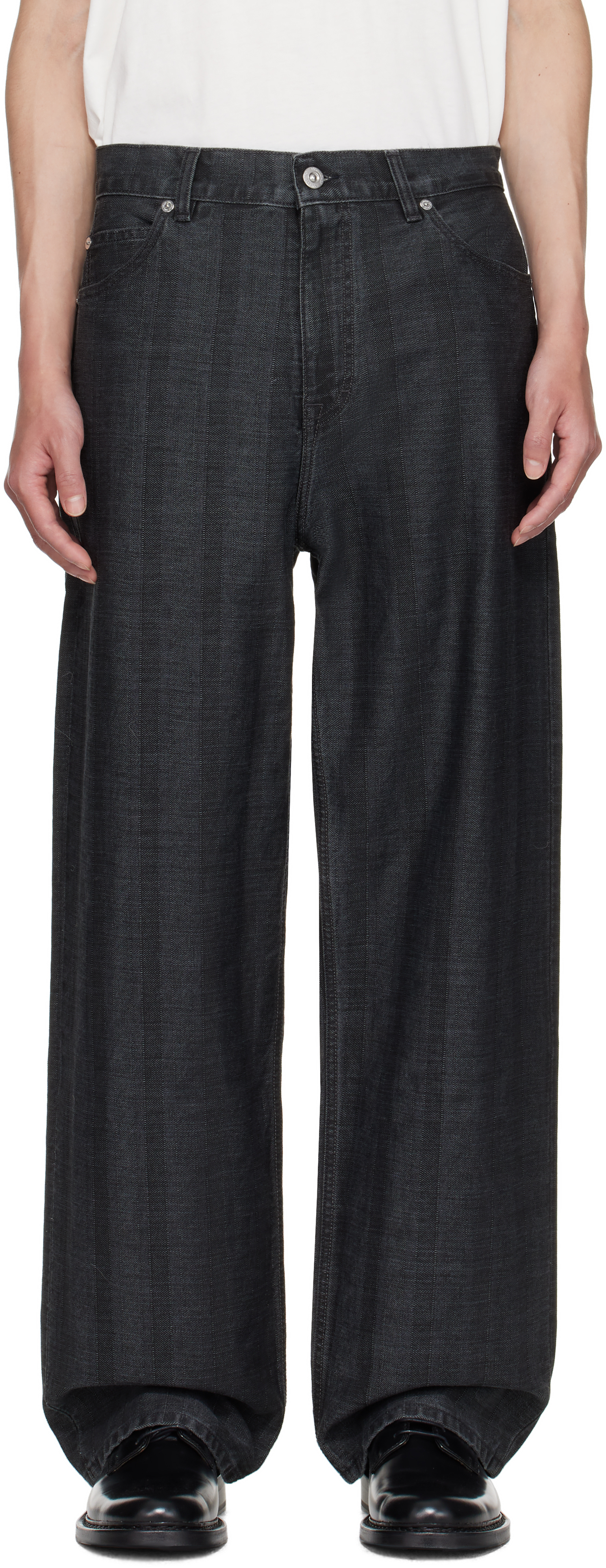 OUR LEGACYのブラック Vast Cut ジーンズがセール中