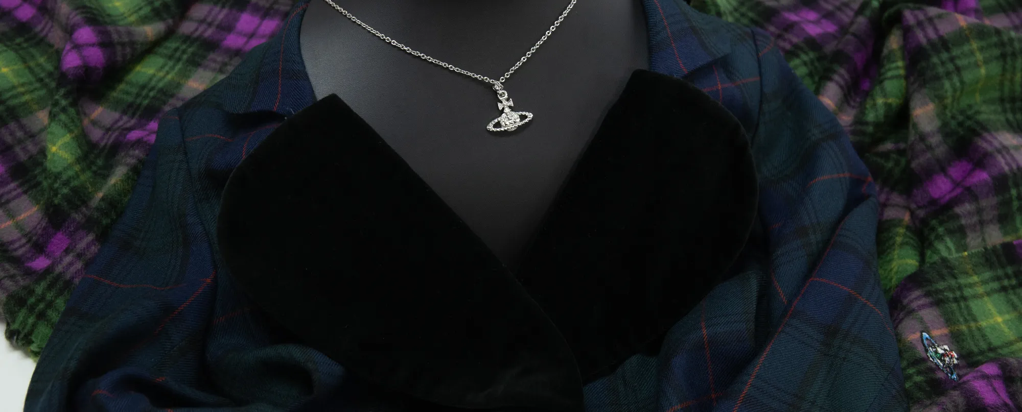 Vivienne Westwood (ヴィヴィアンウエストウッド) 古着通販