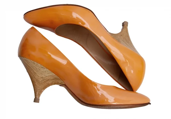 ジュゼッペザノッティGIUSEPPE ZANOTTI エナメルヒールパンプス