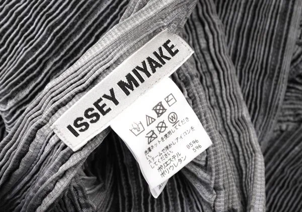 イッセイミヤケISSEY MIYAKE 3Dスチームストレッチプリーツ