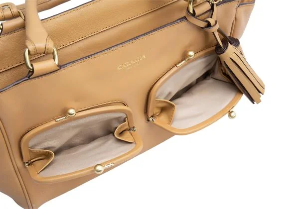 コーチCOACH がま口ポケットレザーバッグ ベージュ (K-151946)