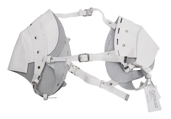 コムデギャルソンCOMME des GARCONS レザーショルダーハーネス 白 (K