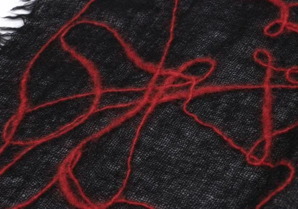 ヨウジヤマモト ファムYohji Yamamoto FEMME ウール刺繍総柄大判