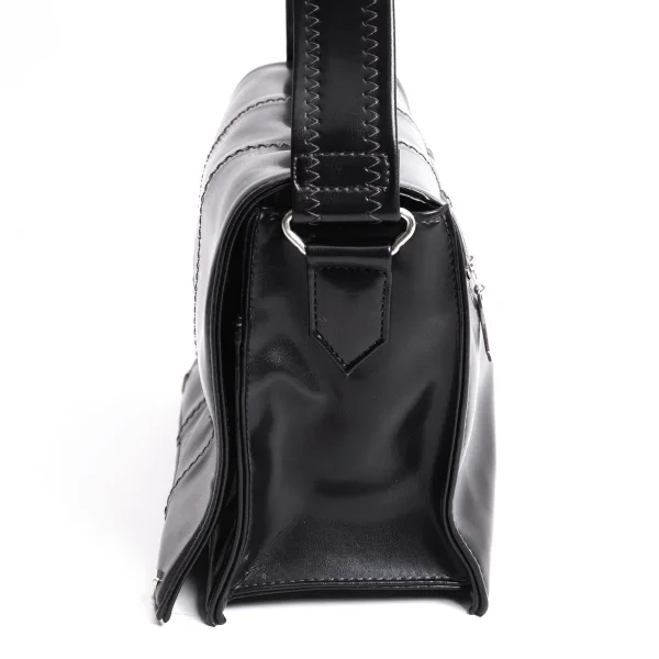 ジャンポールゴルチエJean Paul GAULTIER タトゥーエンボスフラップ