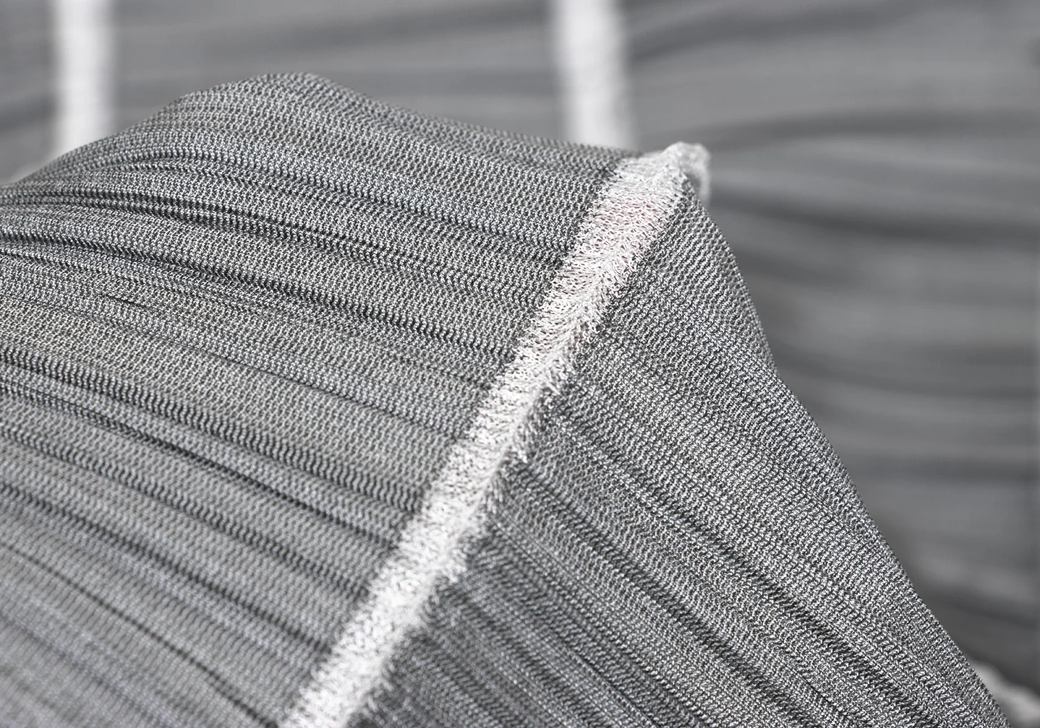 プリーツプリーズPLEATS PLEASE ストライプ織りスクエアネック