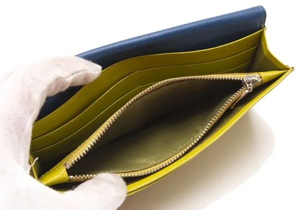 ポールスミス Paul Smith ロゴレザー二つ折り長財布 ターコイズブルー