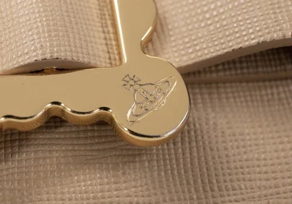 ヴィヴィアンウエストウッドVivienne Westwood リボン装飾長財布