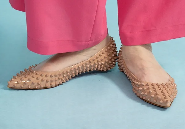 クリスチャンルブタンChristian Louboutin PIGALLE SPIKES スタッズ