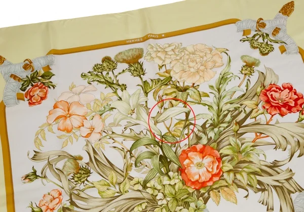 エルメスHERMES カレ90 REGINA 女王陛下 スカーフ 黄色他 (K-126970)