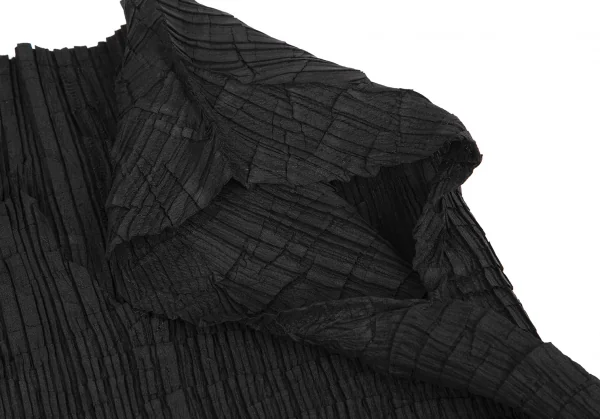 イッセイミヤケISSEY MIYAKE Vネックノースリーブバイアスプリーツ