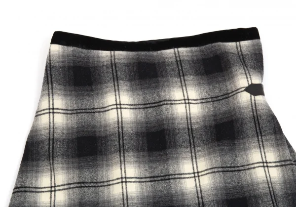 ナンバーナイン NUMBER(N)INE オンブレチェックラップスカート 黒