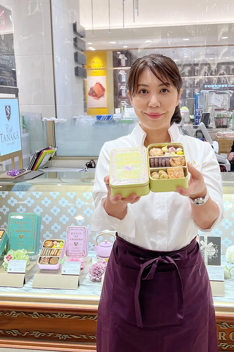 梅田】人気クッキー缶「カフェタナカ」が阪急うめだに誕生！限定