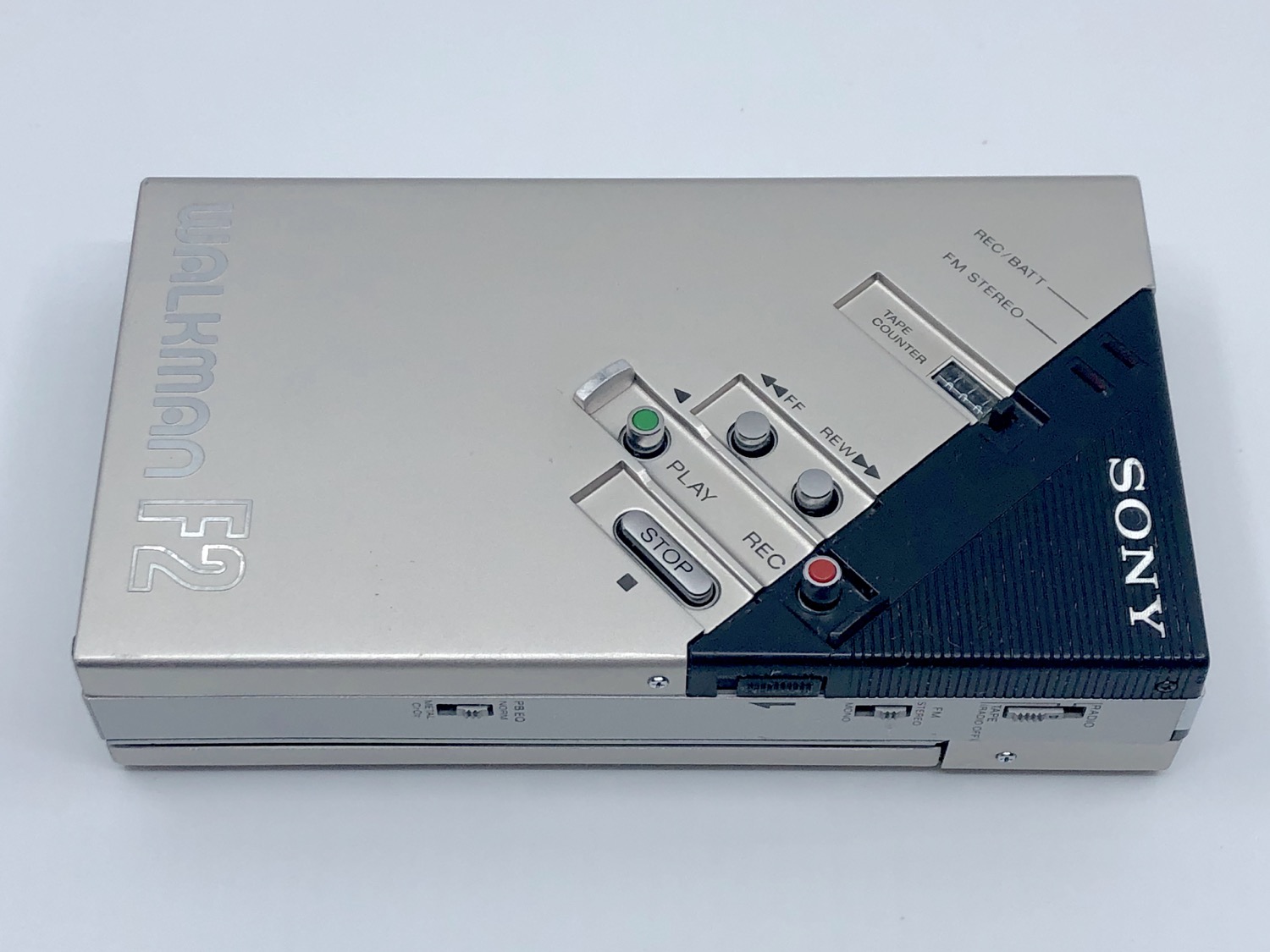 Sony WM-F2 ▷ Walkman.land