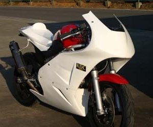 Webike | KDCサービス ケイディーシーサービス フルカウル VTR250(W