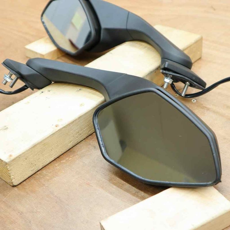 ウェビックガレージセール | ヤマハ YZF-R6 純正 ウインカーミラー