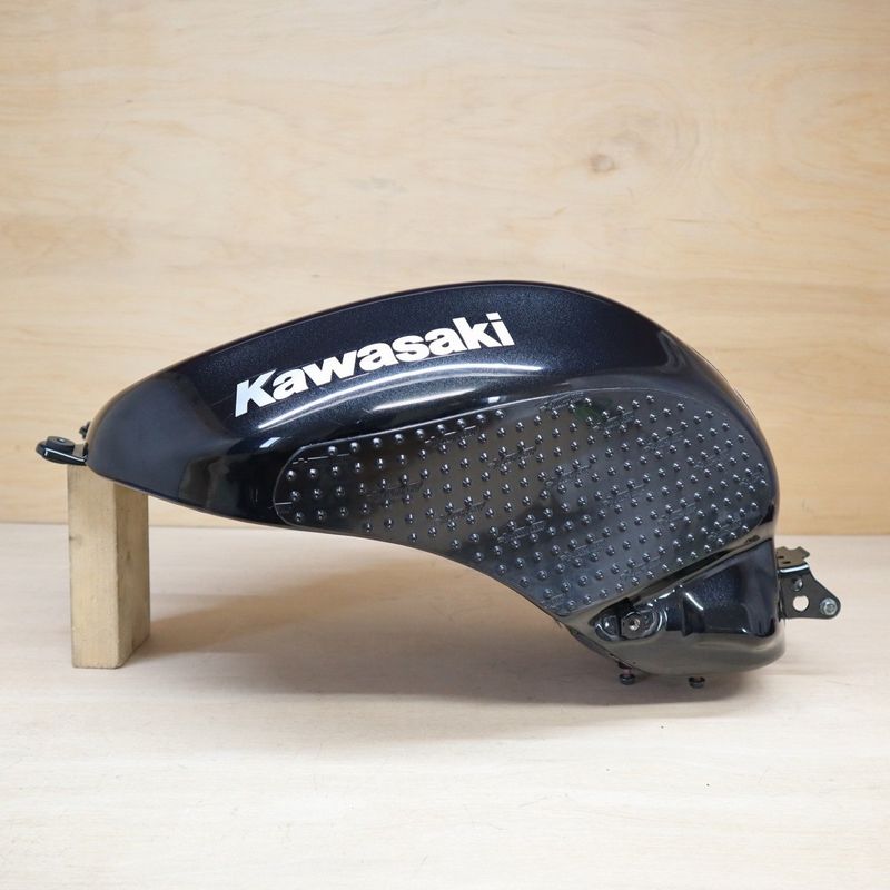 ウェビックガレージセール | カワサキ Ninja ニンジャ ZX-10R ZXT00C