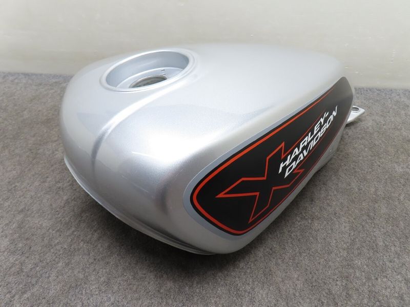 ウェビックガレージセール | ハーレー X350 純正 タンク スーパー