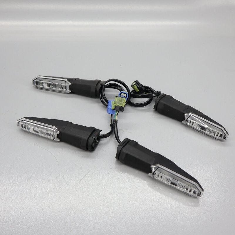 ウェビックガレージセール | カワサキ Z900RS 純正 ウインカー 50R