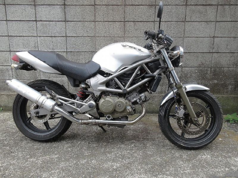 ウェビックガレージセール | VTR250☆MC33☆テールランプ☆06H05