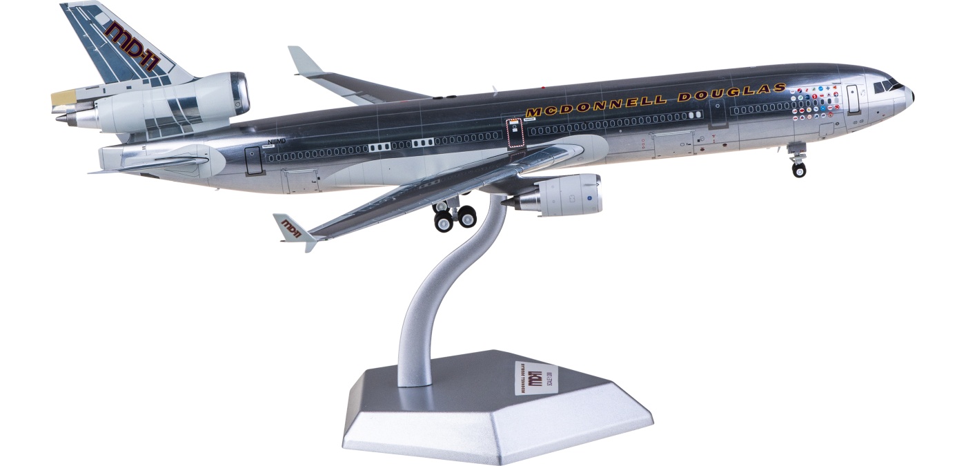 L2105 McDonnell Douglas MD-11 N111MD SQ Wings 1:200 -飞机模型世界