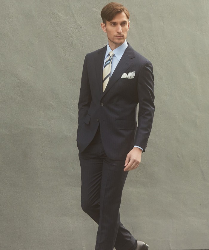 Ermenegildo Zegna】TRAVELLER スーツ（ネイビーストラ(506021448