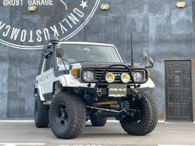 トヨタ ランドクルーザー70 4.2 ZX ディーゼル 4WD リフトアップ