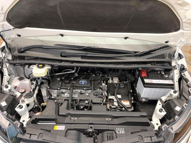 トヨタ ノア 1.8 ハイブリッド Z の中古車詳細 (16,629km, ホワイト