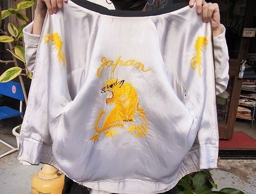 沖縄古着屋CYCLONE サイクロン