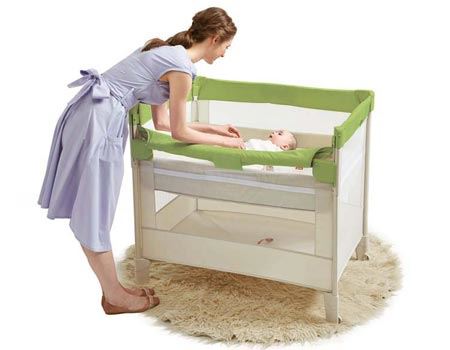 折り畳み式と侮るなかれ」な至れり尽くせりベビーベッド - 価格.com