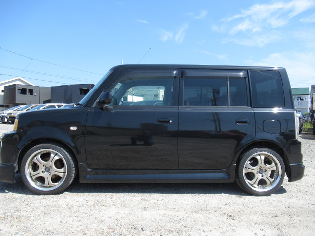 トヨタ bB 1.5 Z Xバージョン の中古車詳細 (256,000km, ブラック